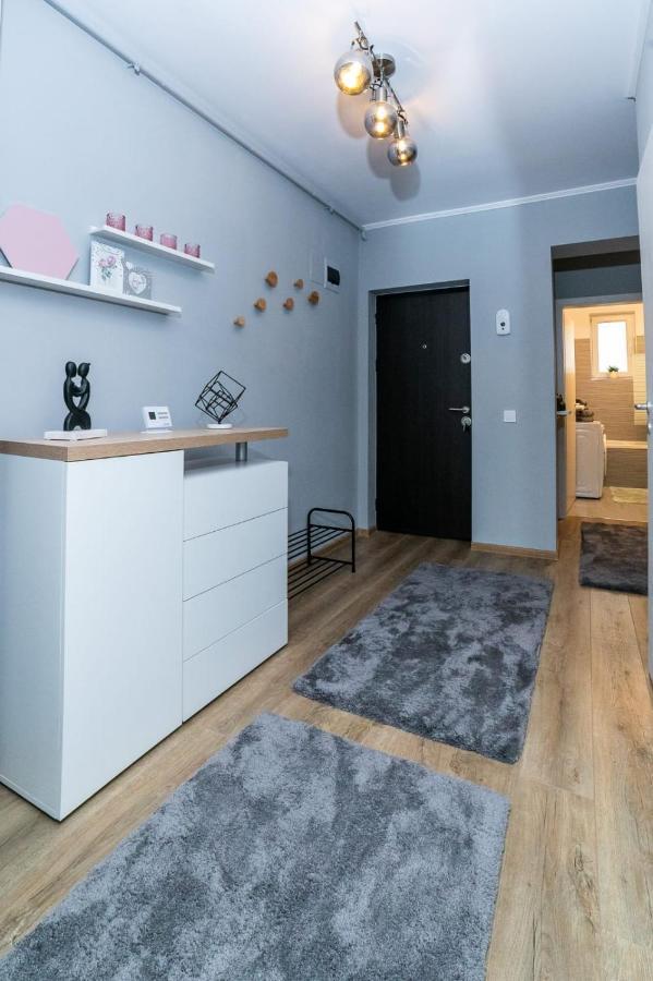 Apartament Luxury Miruna Apartamento Rîşnov Exterior foto